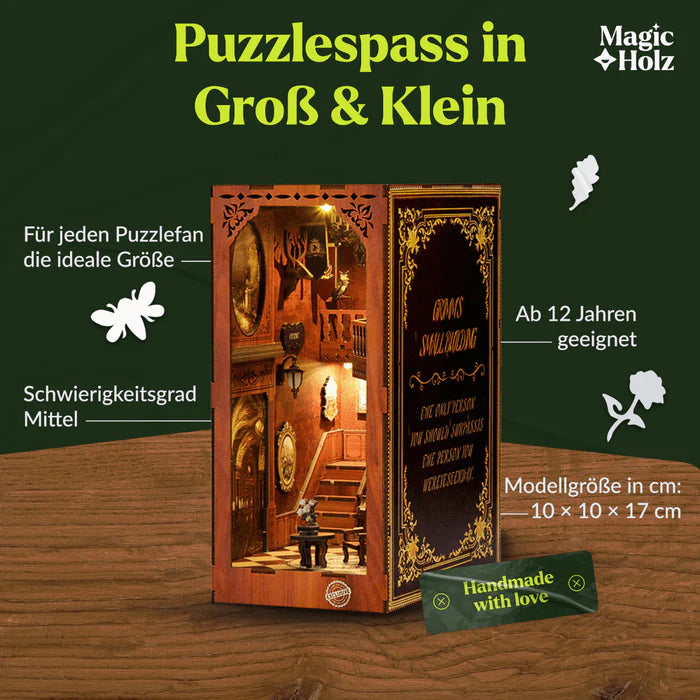 Grimm's kleines Haus | Diorama | Book Nook